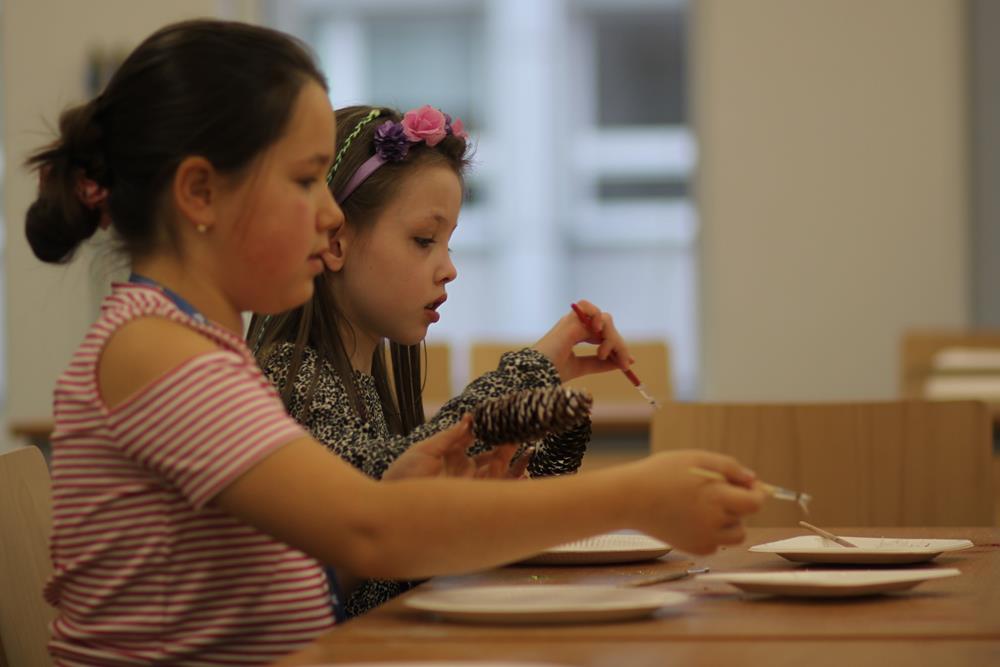 Pachnące szyszki na choince