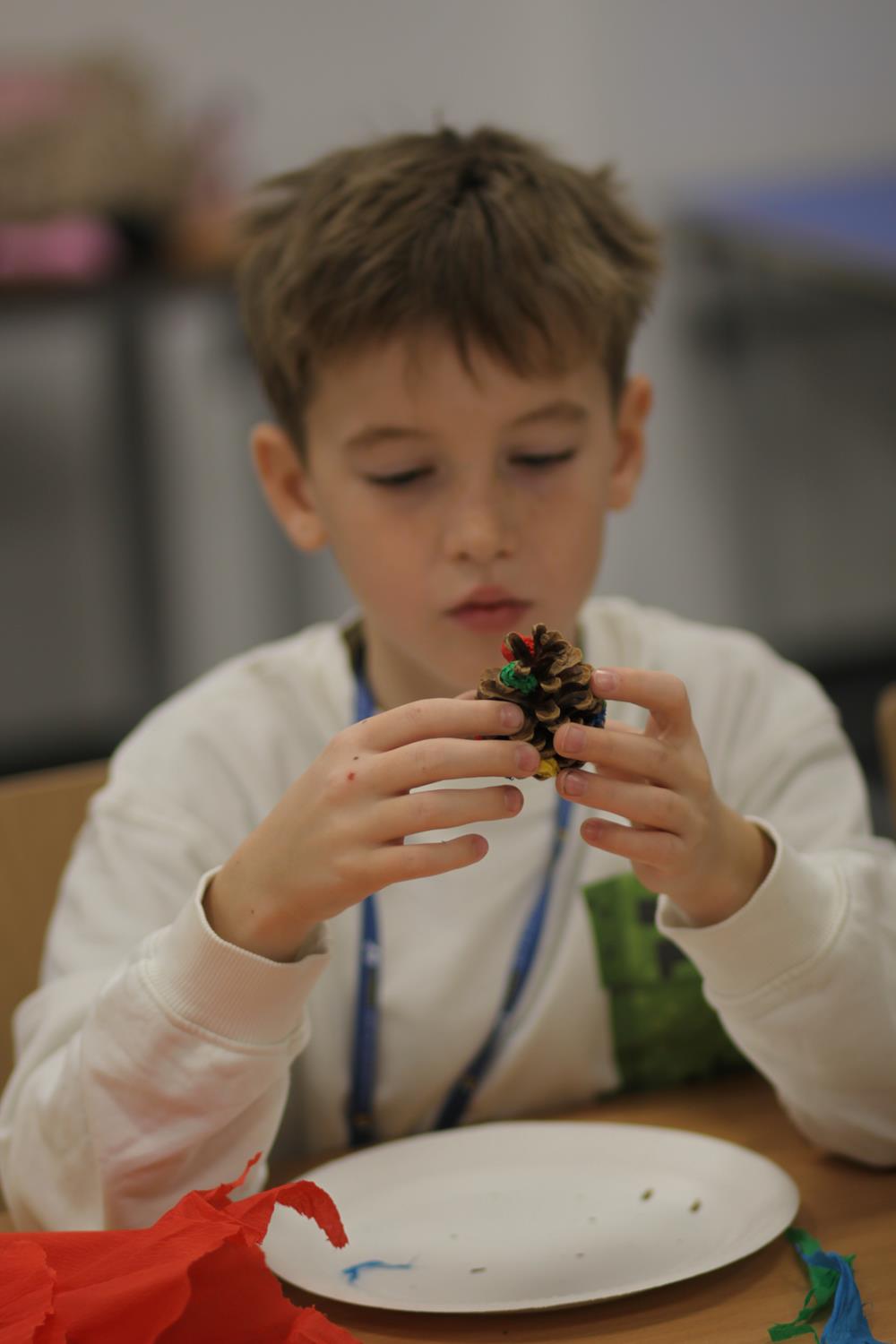 Pachnące szyszki na choince