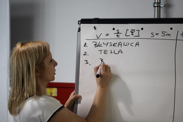 Budujemy samochody elektryczne