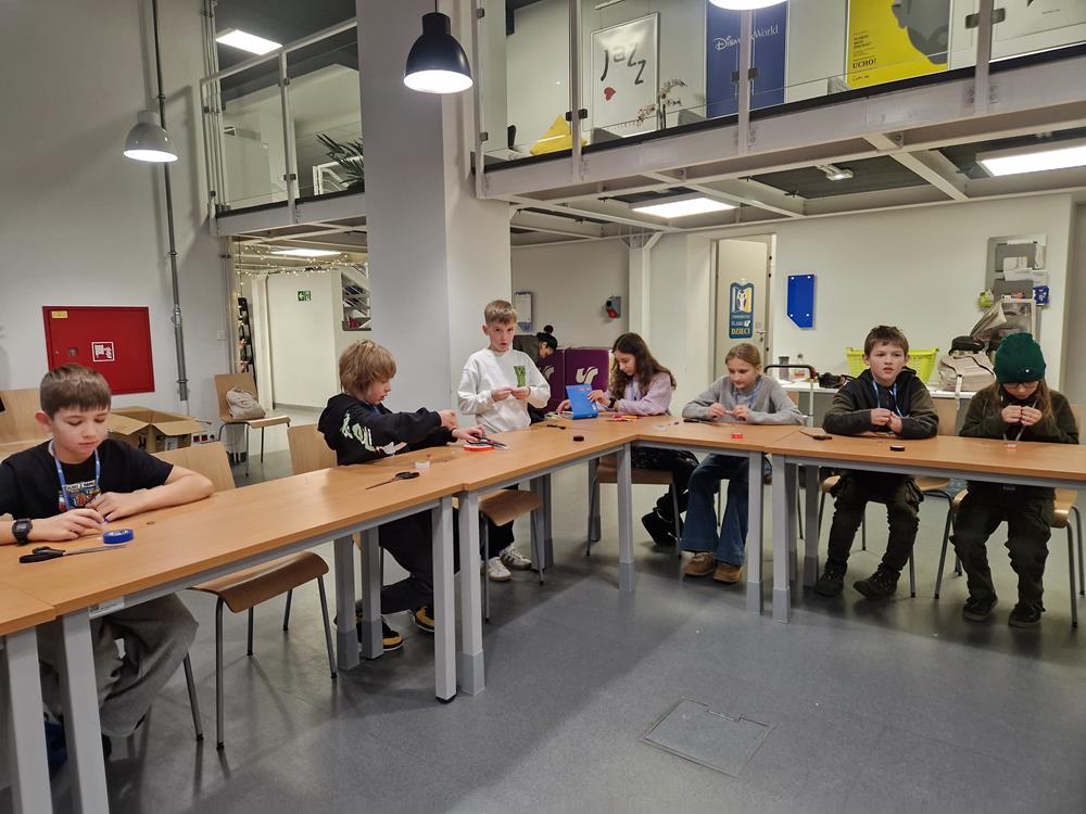 Budujemy bristlebota