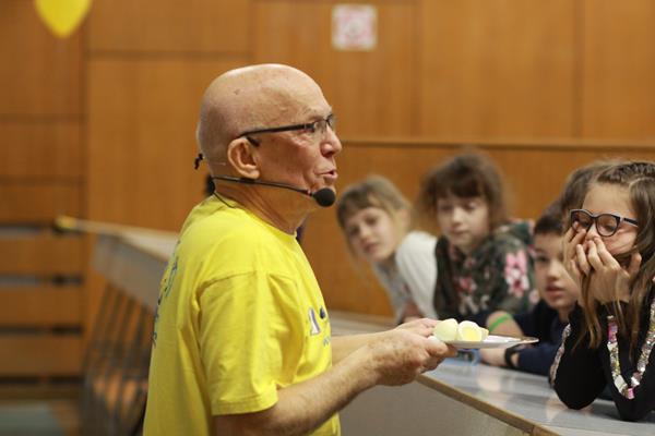 Wykład - O tym, dlaczego w samochodzie należy zapinać pasy bezpieczeństwa i inne